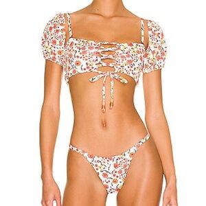 Daphne Convertible Bikini Top and Mini Bottoms in Wildflower